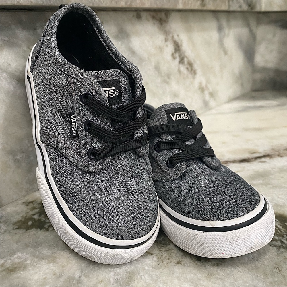 Vans, no tie/ stretch lace sneaker.